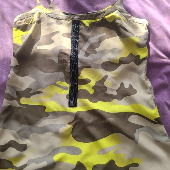 Ladies sz small Kardashian Kollection tank top blouse - Picture 6 of 6